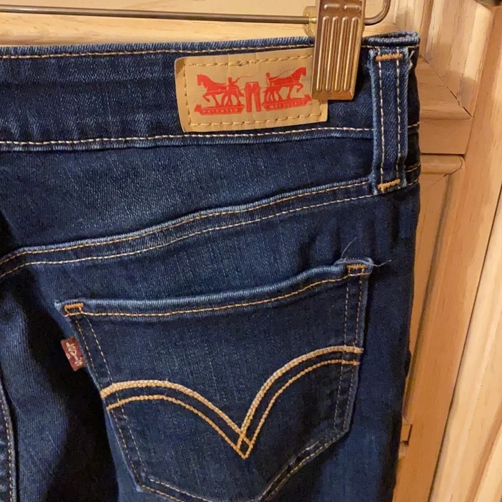 Levi’s 29 Jeans - Picture 5 of 8